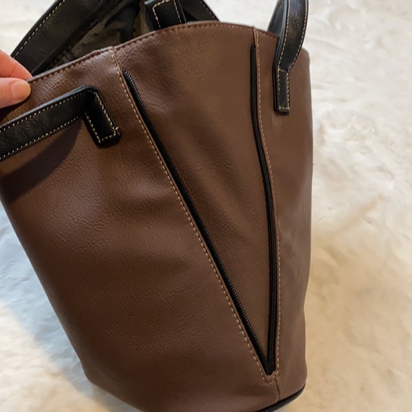 Brown super soft leather purse - Picture 6 of 7